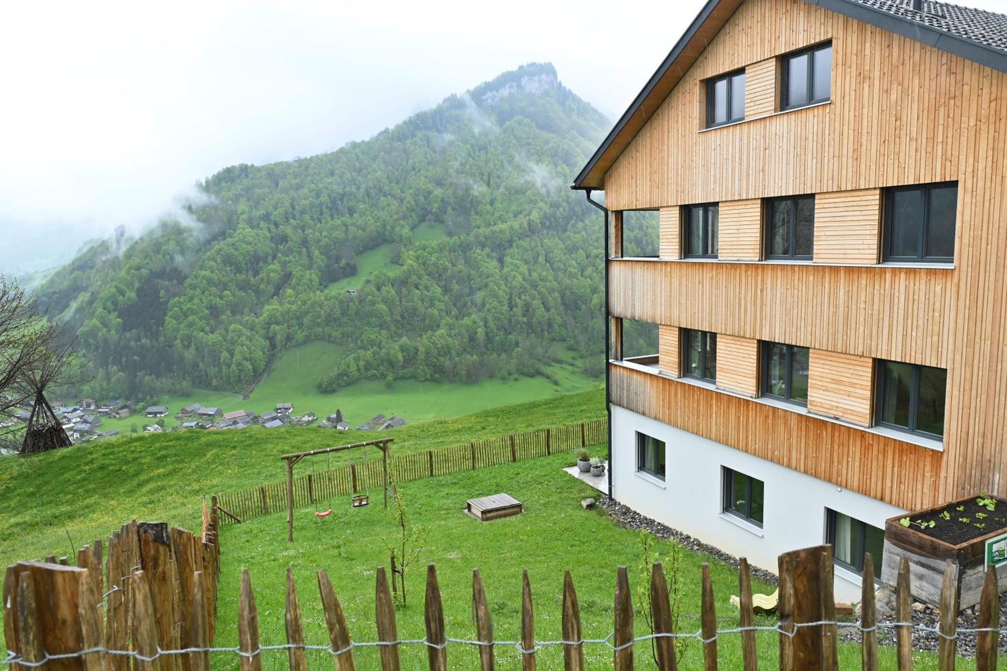 Panoramahof Bergglück Apartment Mellau Bagian luar foto