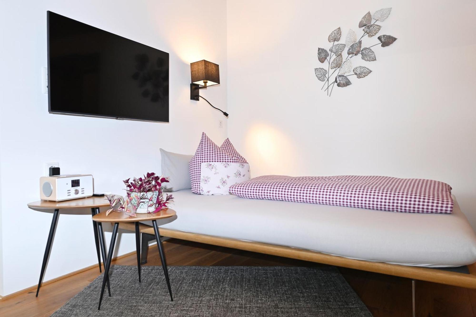 Panoramahof Bergglück Apartment Mellau Bagian luar foto